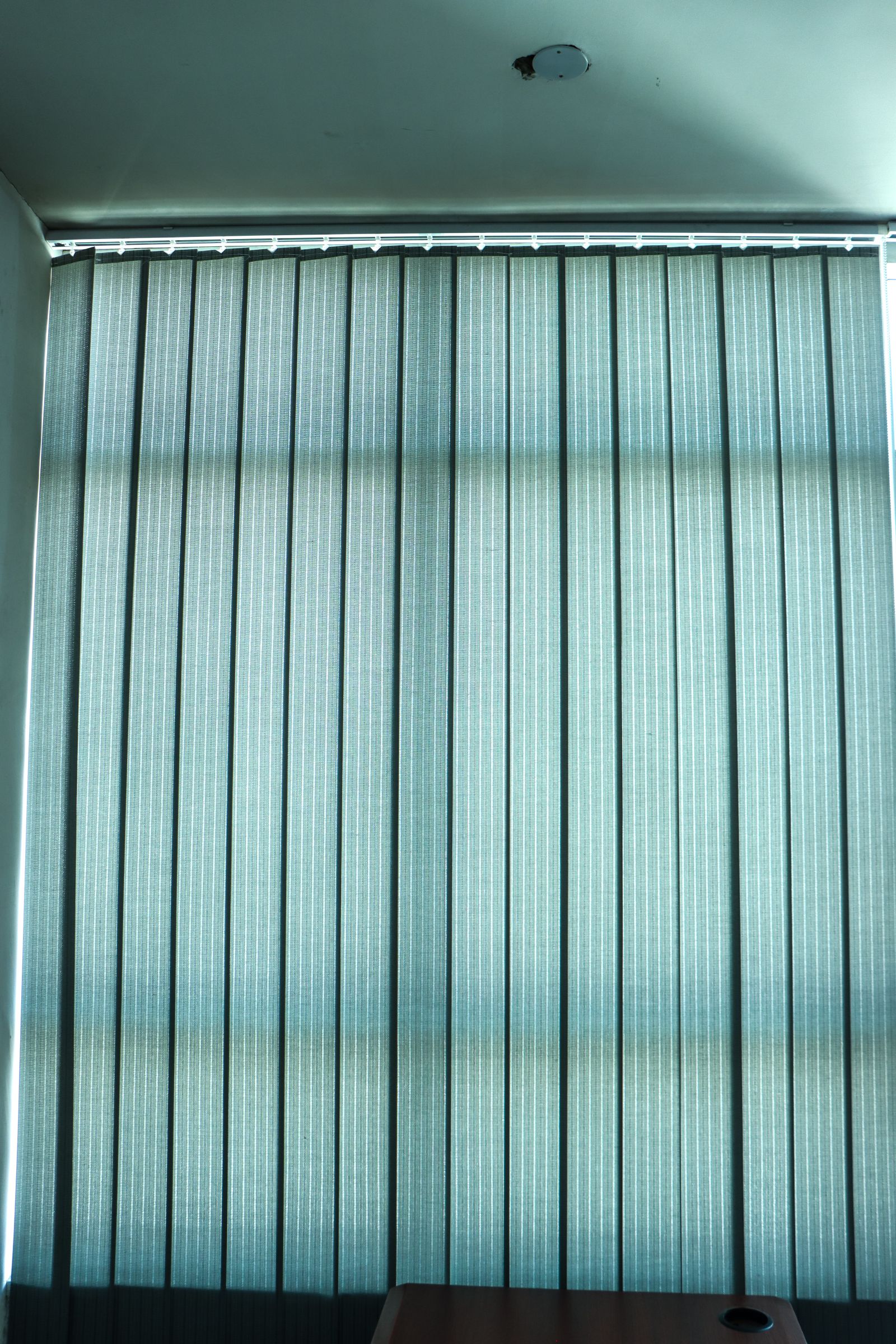 Vertical blind installation
